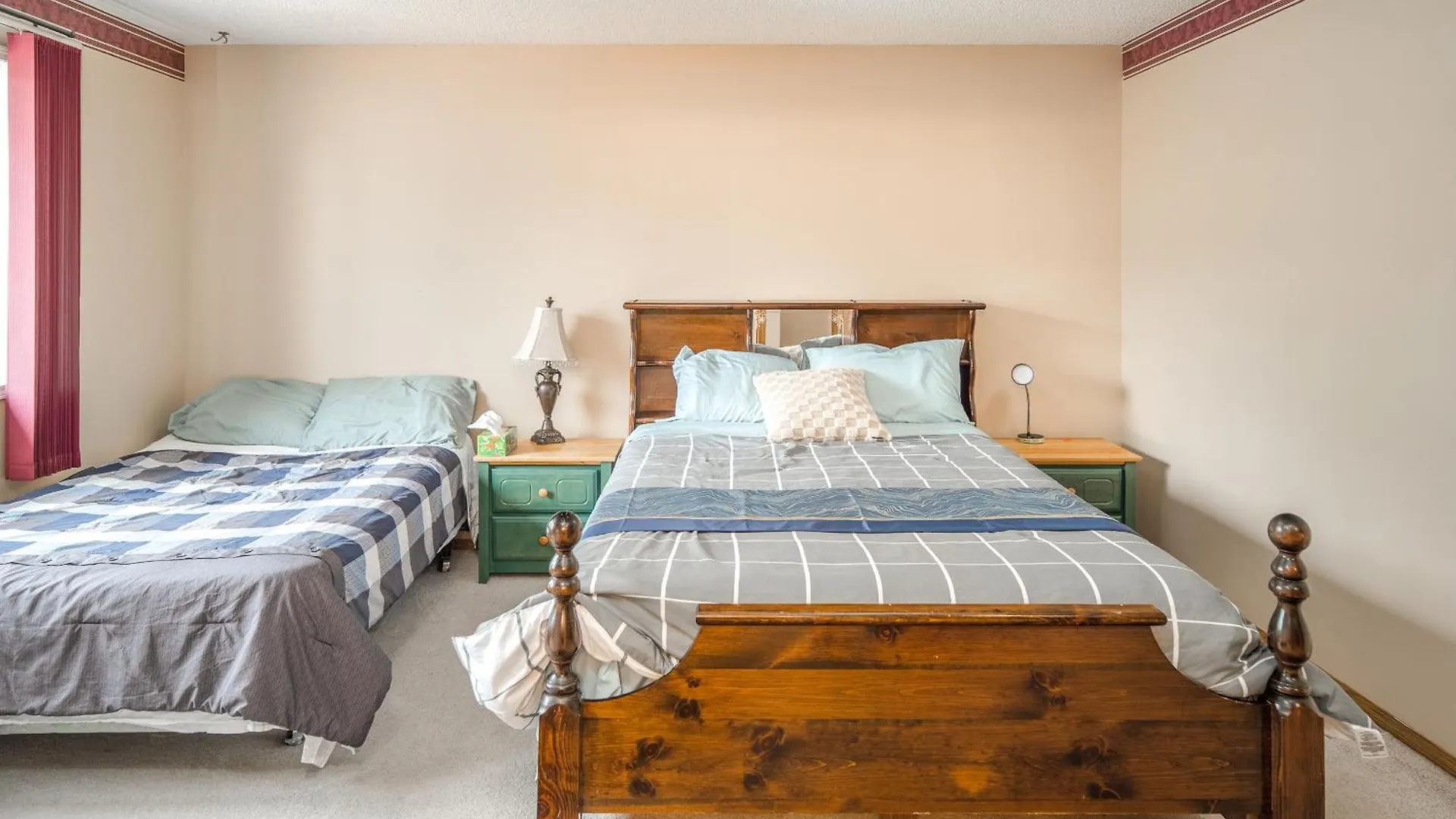 Airport 4Br2Ba Double Garage Pet Friendly Apartment Calgary
